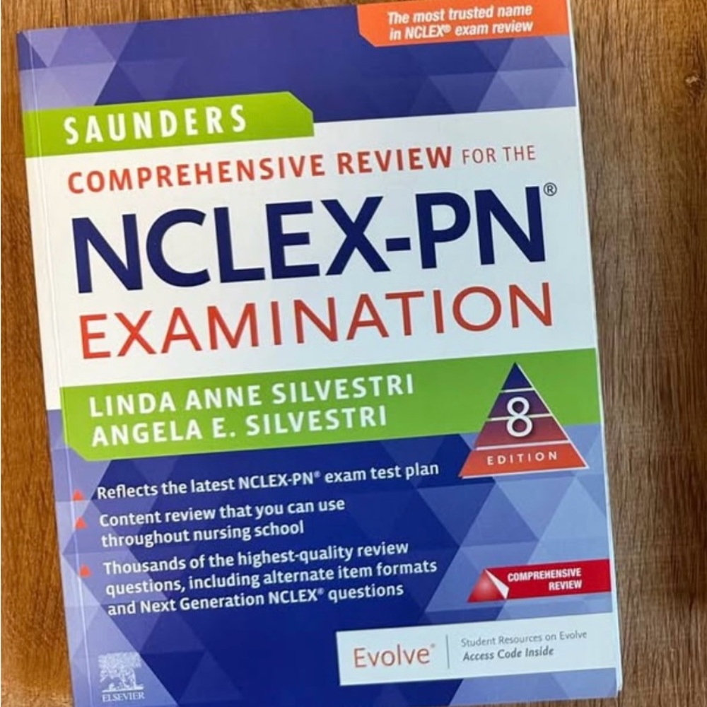 Saunders NCLEX-PN Examination Review Book
